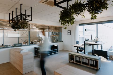 Inrichting kantoorpand Carmat /7Co Textiles te Zevenbergen