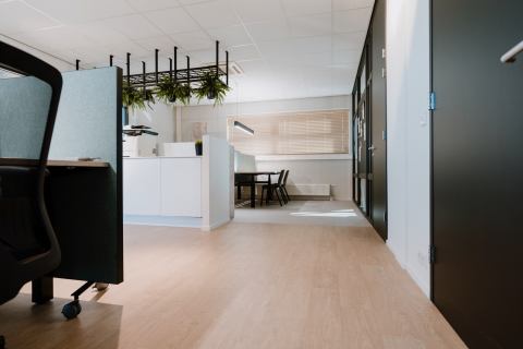 Inrichting kantoorpand Carmat /7Co Textiles te Zevenbergen