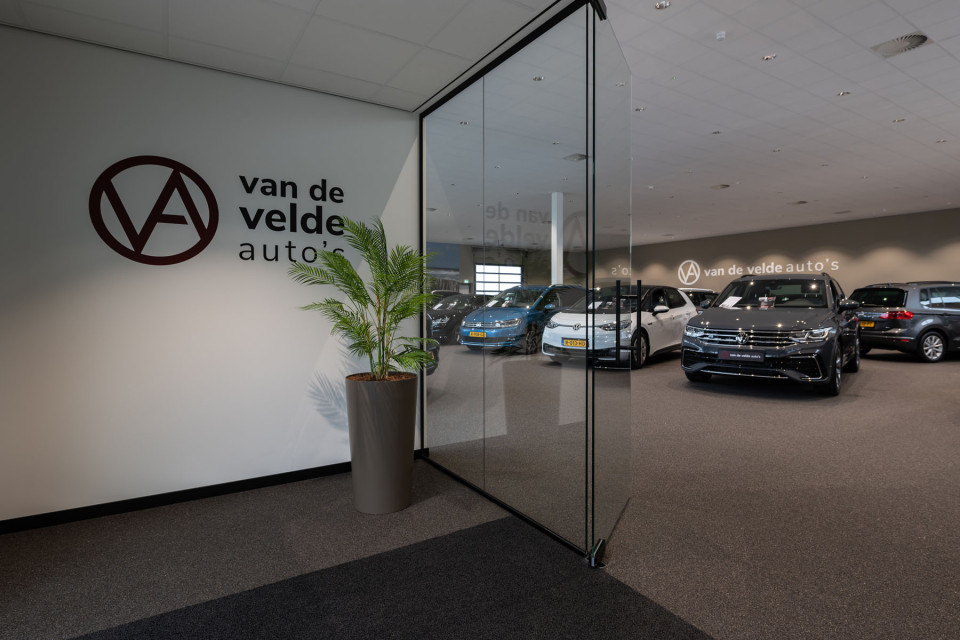 SF2022 VD VELDE AUTO'S KAPELLE 2